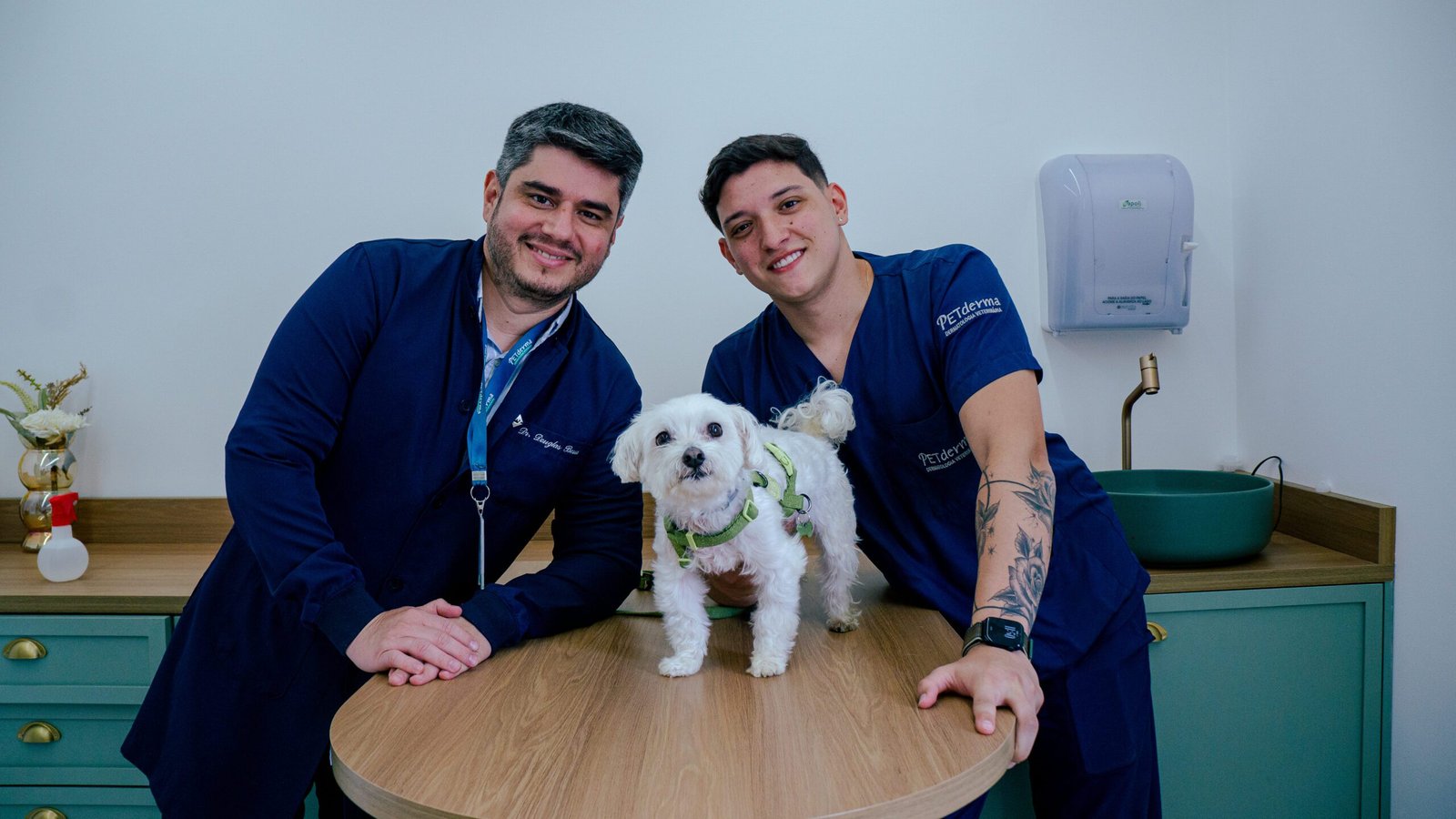 Petderma: Especialistas Em Dermatologia Veterinária Em São Paulo - Encontre O Melhor Cuidado Para Seu Pet Com A Petderma, Sua Clínica Especializada Em Dermatologia Veterinária Em Sp. Tratamentos Inovadores Para Cães E Gatos.